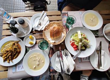 greece/central-macedonia/restaurant/treis-mazi