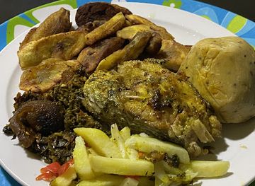 sierra-leone/freetown/restaurant/yemoris-kitchen-nigerian-dishes