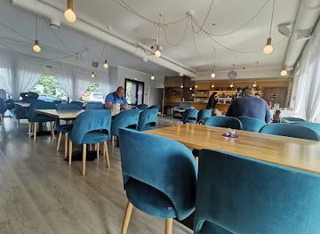 estonia/kärdla/restaurant/rannu-pubi