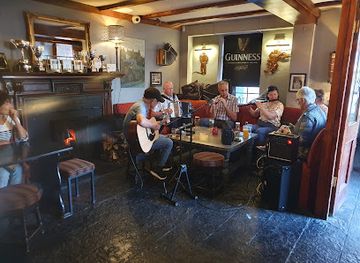 ireland/the-burren/restaurant/bofey-quinns-bar-restaurant