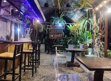 philippines/ilocos-norte/restaurant/saramsam-resto-bar