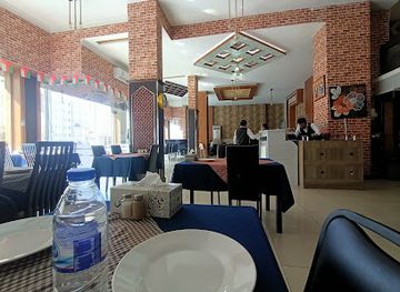 oman/muscat/al-khuwair/restaurant/meerath-famous-al-khuwair