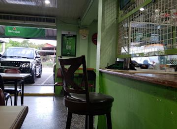 trinidad-and-tobago/penal-debe/restaurant/harrilal-son-restaurant-bar