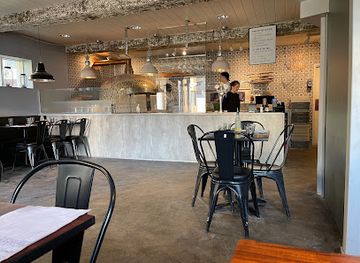 iceland/westman-islands/restaurant/pitsugerdin