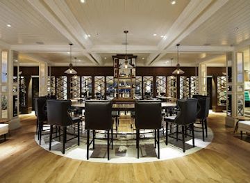 saint-vincent-and-the-grenadines/canouan/restaurant/tides-bar-grill