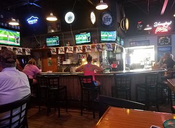 ohio/sandusky/restaurant/brass-pelican-varsity-club