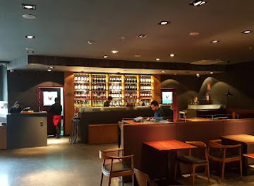 uruguay/montevideo/restaurant/dakota