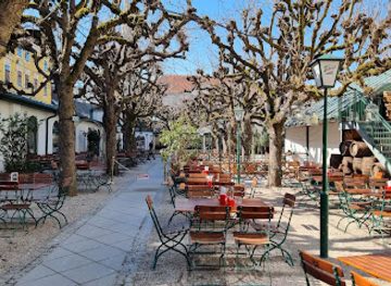 austria/linz/innenstadt/restaurant/stiegl-klosterhof