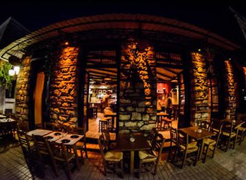greece/patras/restaurant/voukamvilia