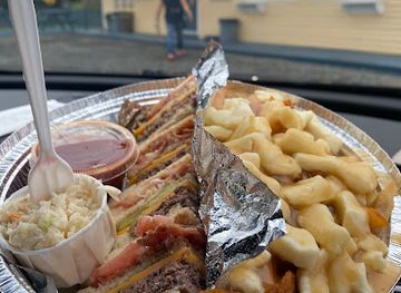 canada/gaspe-peninsula/restaurant/casse-croute-chez-cathy