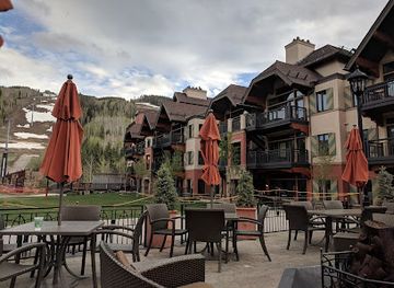 colorado/vail/restaurant/tavern-on-the-square