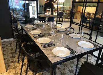 Maria dos Cacos - Restaurante e Bar