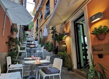 italy/sicily/restaurant/al-vicolo-dei-fiori