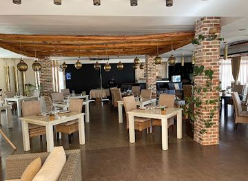 morocco/agadir/restaurant/restaurant-les-blancs