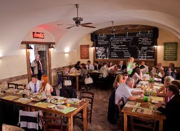 hungary/mecsek/restaurant/kiraly21-beerhouse-grill-moody-blue-kft