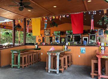 missouri/lake-of-the-ozarks/restaurant/lake-house-13