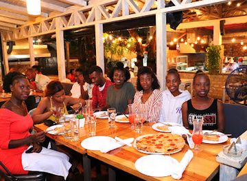 haiti/jeremie/restaurant/pizza-garden