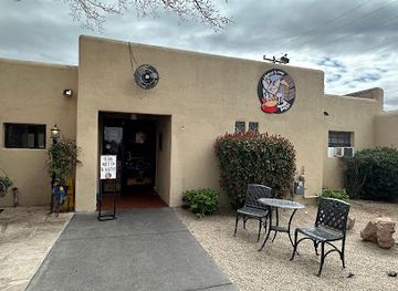 new-mexico/high-plains/restaurant/andele-s-dog-house
