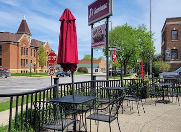 minnesota/mankato/restaurant/j-s-sambusa