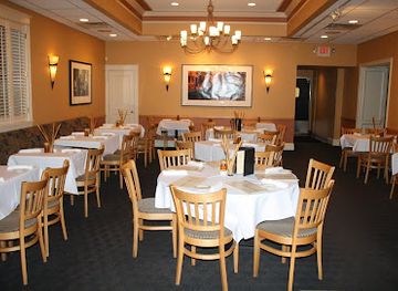 missouri/loess-hills/restaurant/lorenzo-s-trattoria