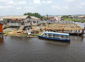 benin/ganvie-village/restaurant/auberge-chez-m-a-ganvie