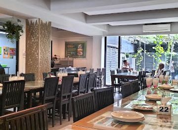 indonesia/surabaya/restaurant/ayam-bakar-primarasa-manyar-kertoarjo