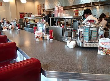 washington/kent/restaurant/johnny-rockets