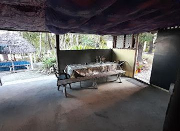 new-caledonia/poya/restaurant/table-d-hote-chez-mejo