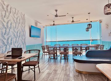 spain/malaga/pedregalejo/restaurant/la-malaguena-cuando-besa