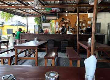 ghana/wli-waterfalls/restaurant/smoke-n-barrel