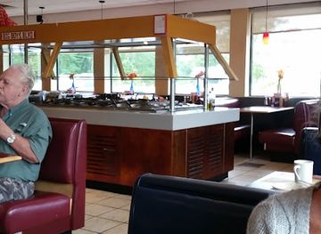 michigan/tawas-point-state-park/restaurant/big-boy