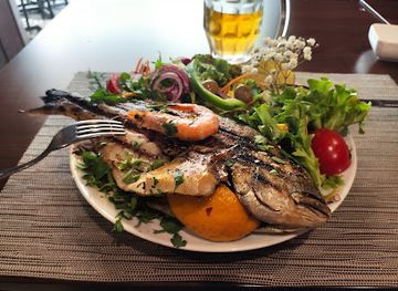 portugal/madeira/restaurant/infinito-wine-bar