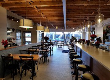 virginia/lynchburg/restaurant/my-dog-duke-s-diner