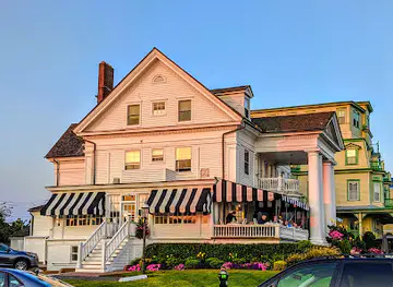 Peter Shields Inn & Restaurant