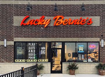 illinois/waukegan/restaurant/lucky-bernie-s