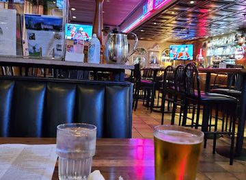 virginia/roanoke/restaurant/montano-s-international-gourmet