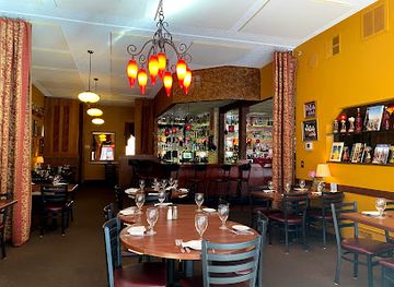 minnesota/saint-paul/downtown-st-paul/restaurant/moscow-on-the-hill