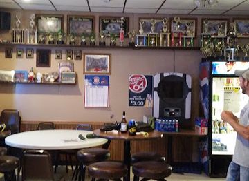 iowa/burlington/restaurant/haller-s-bar-and-grill