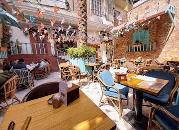 egypt/cairo/restaurant/oldish-restaurant-cafe