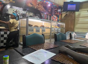 sierra-leone/freetown/restaurant/lovetta-s-kitchen-sport-bar-and-restaurant