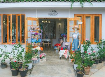 thailand/golden-triangle/restaurant/cafe-eatery-waylatairommai