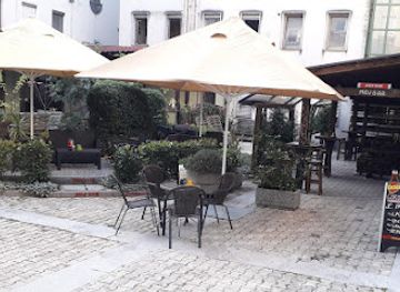 slovenia/sezana/restaurant/moj-bar