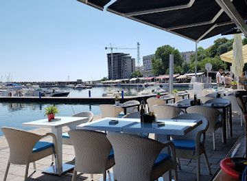 romania/black-sea-coast/restaurant/aqua-by-the-sea