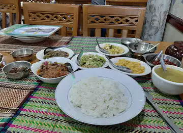 Aye Myit Tar Burmese Resturant