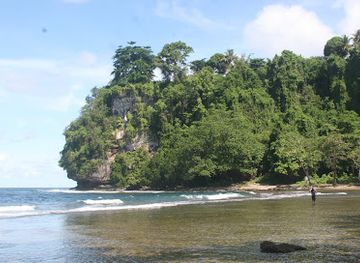 papua-new-guinea/new-ireland/restaurant/lakombut