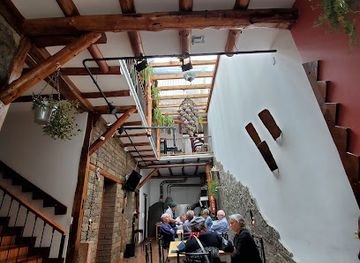 ecuador/northwest-coast/restaurant/la-guarida