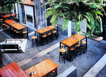 new-zealand/new-plymouth/restaurant/snug-lounge