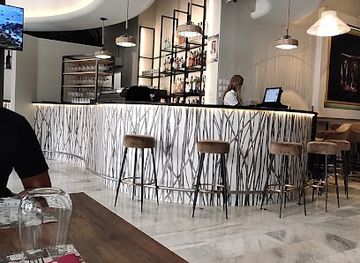 equatorial-guinea/malabo-bay/restaurant/cafe-malabo