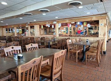 Mike's Restaurant & Crabhouse