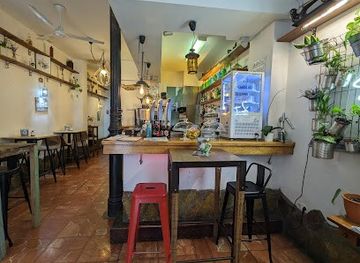 spain/madrid/restaurant/santa-y-pura-vegan-bar